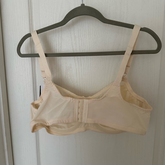 NWT $40 BALI Bra Comfort-U Full Coverage Under Wire Beige, Sz 42C - Picture 5 of 6